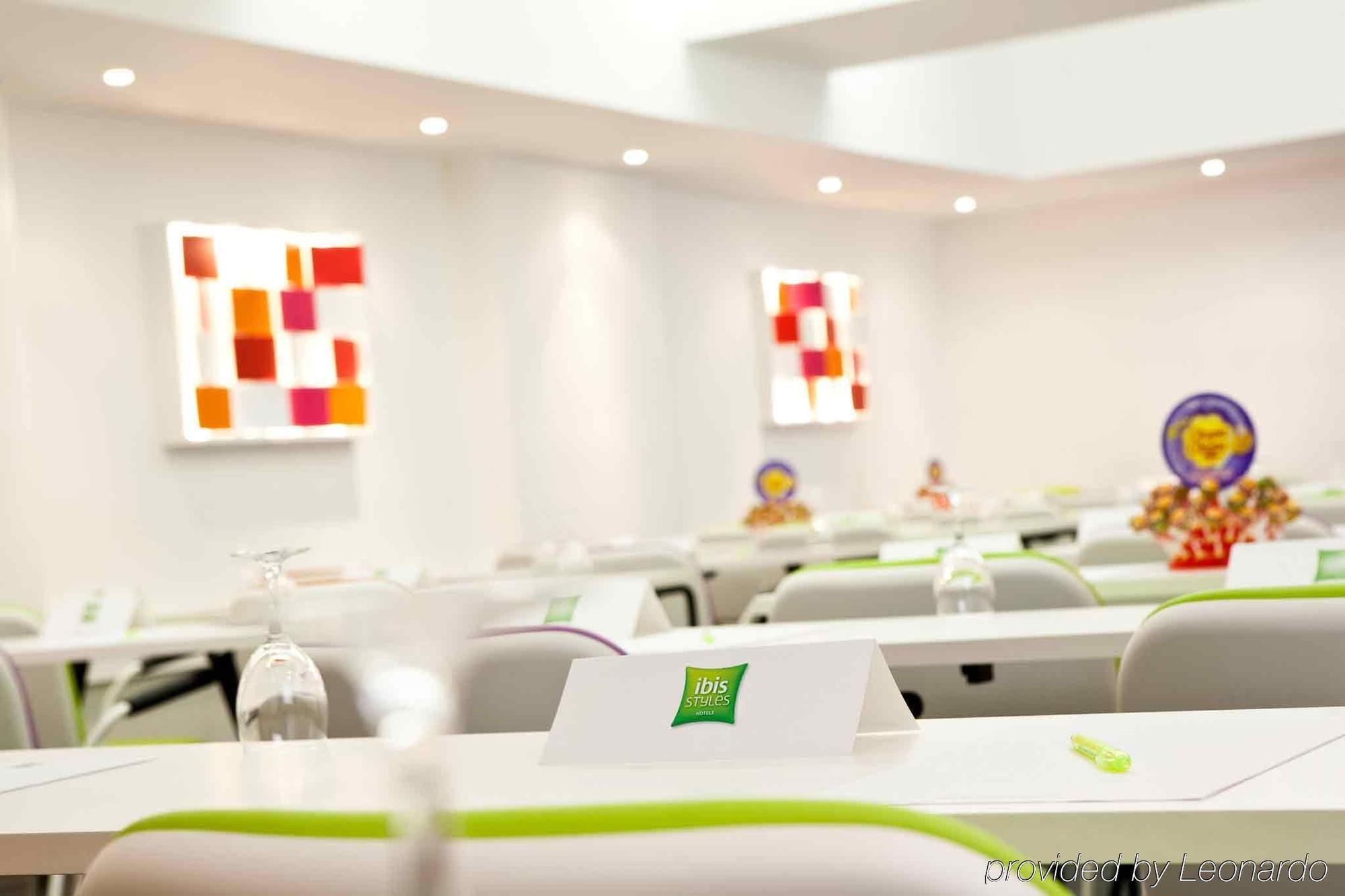 Hotel Ibis Styles Annemasse Genève 3*